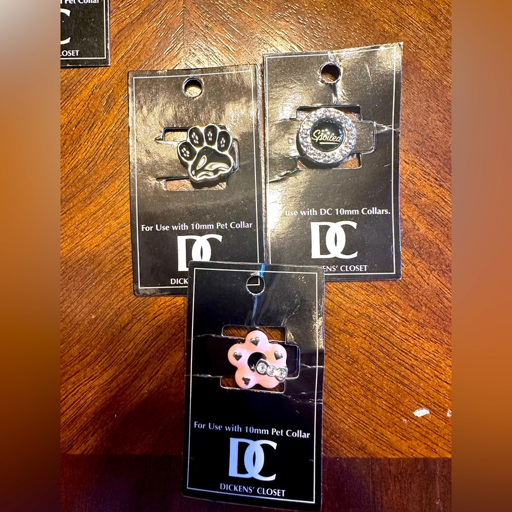 Dickens closet charms for pet collar 10 mm